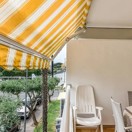 Vue Sur Les Canaux Lejlighed Empuriabrava